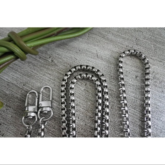 Crossbody / Shoulder Replacement Chain Strap - Picture 3 of 7